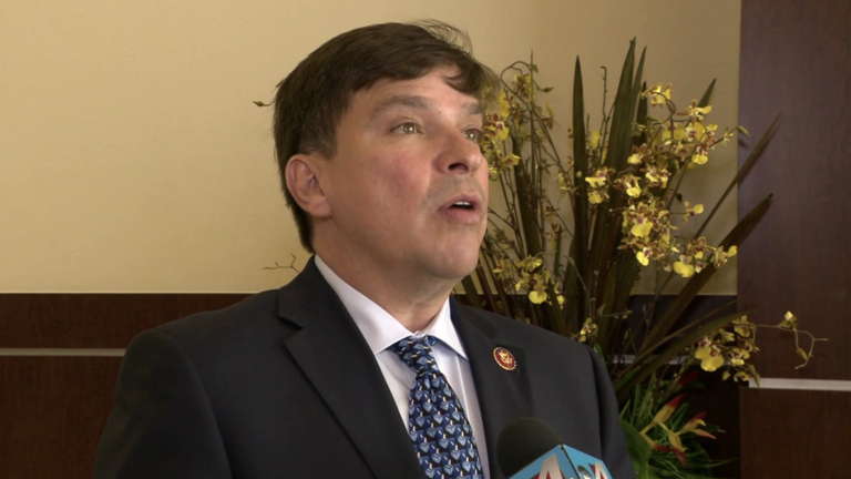 Rep. Gonzalez gives 👍👍 to outsourcing jobs